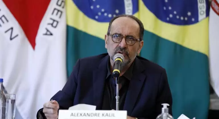 Kalil ironiza acusação de nepotismo e diz: “Crime gravíssimo nomear um veterinário para o zoológico”