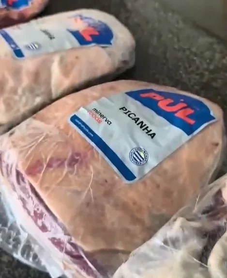 Homem é preso após furtar carnes e fugir de supermercado em Pedro Leopoldo