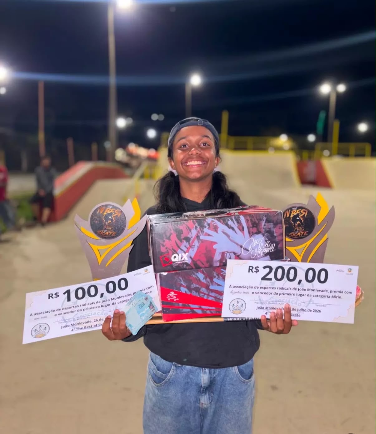 Skatista de Pedro Leopoldo conquista dois títulos em campeonato em João Monlevade