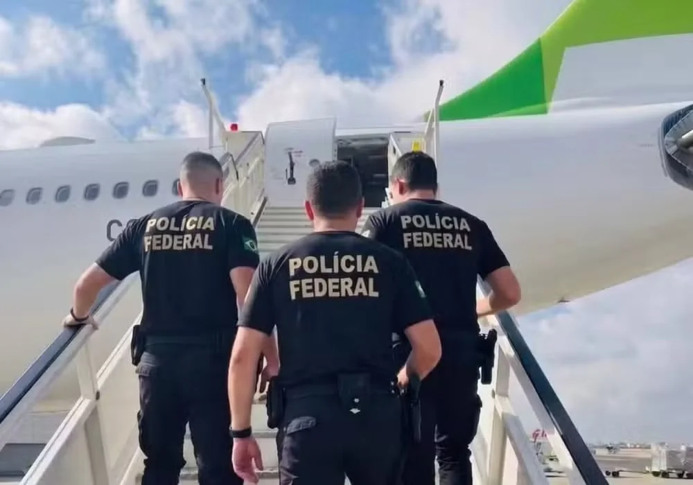 Brasileiro procurado pela Interpol é extraditado de Portugal para Minas Gerais