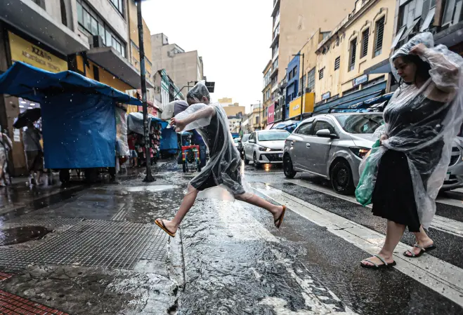 Inmet emite alerta de tempestade e granizo para 638 cidades de Minas Gerais