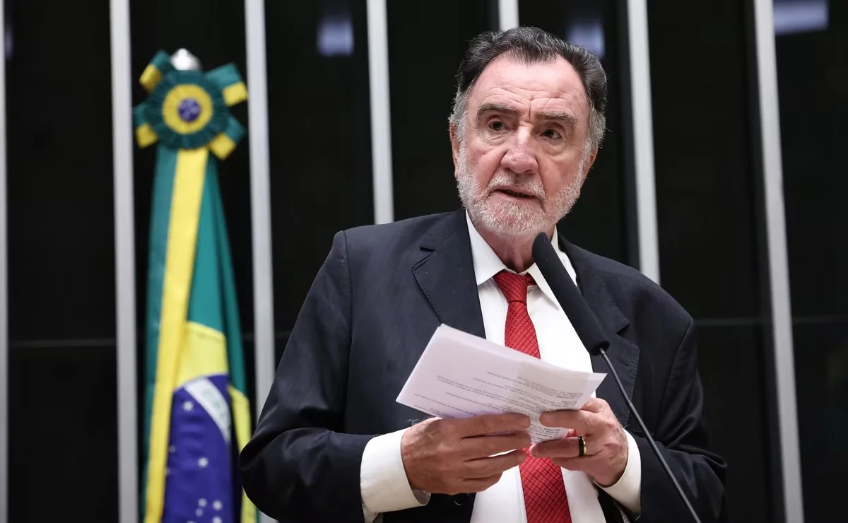 PT confirma Patrus Ananias como candidato ao Governo de Minas
