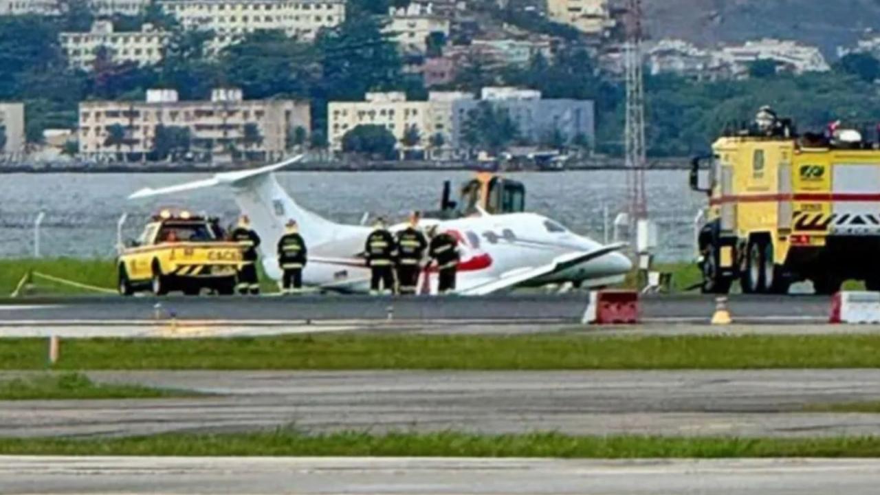 Avião sai da pista e fecha o Santos Dumont, gerando caos