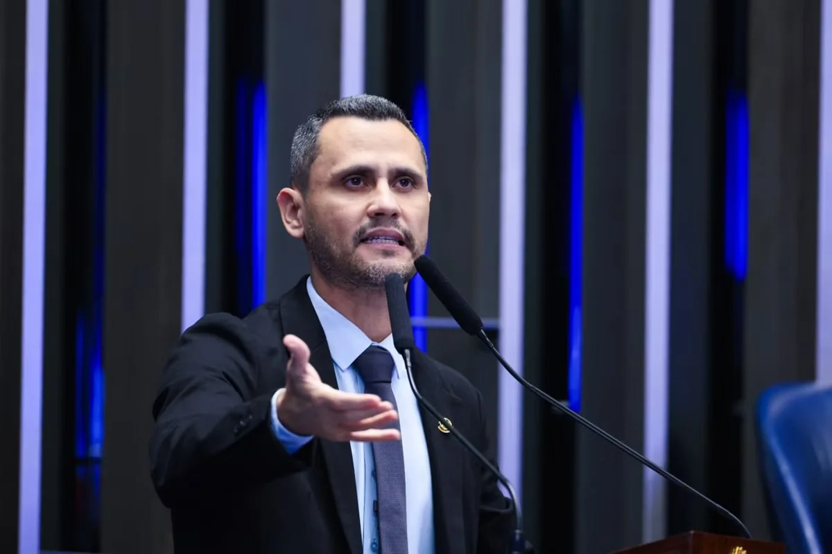 Cleitinho deve faltar ao primeiro debate para lançar candidatura em MG