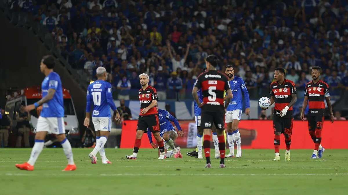 Cruzeiro empata com Flamengo e deixa decisão aberta no Maracanã