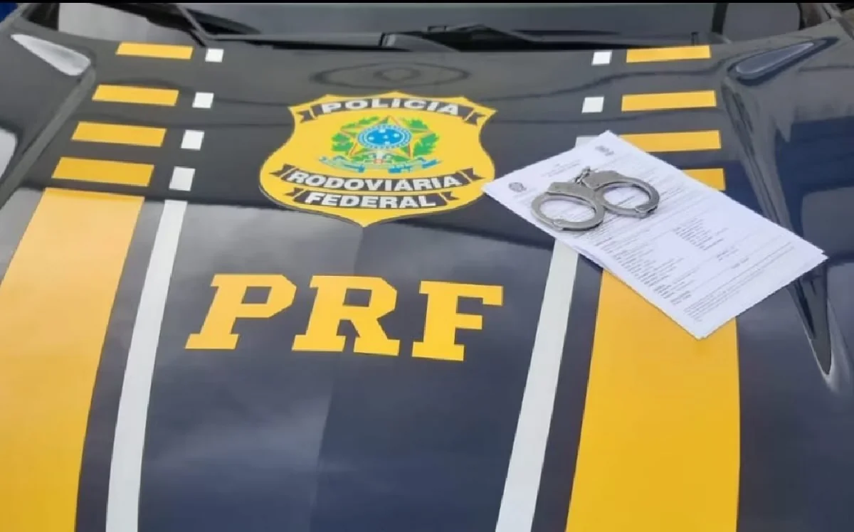 Homem vai buscar moto da nora em blitz e acaba preso por homicídio em MG