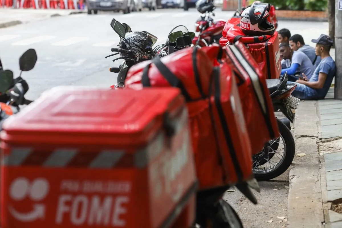 Nova lei muda regras para entregas em condomínios de BH