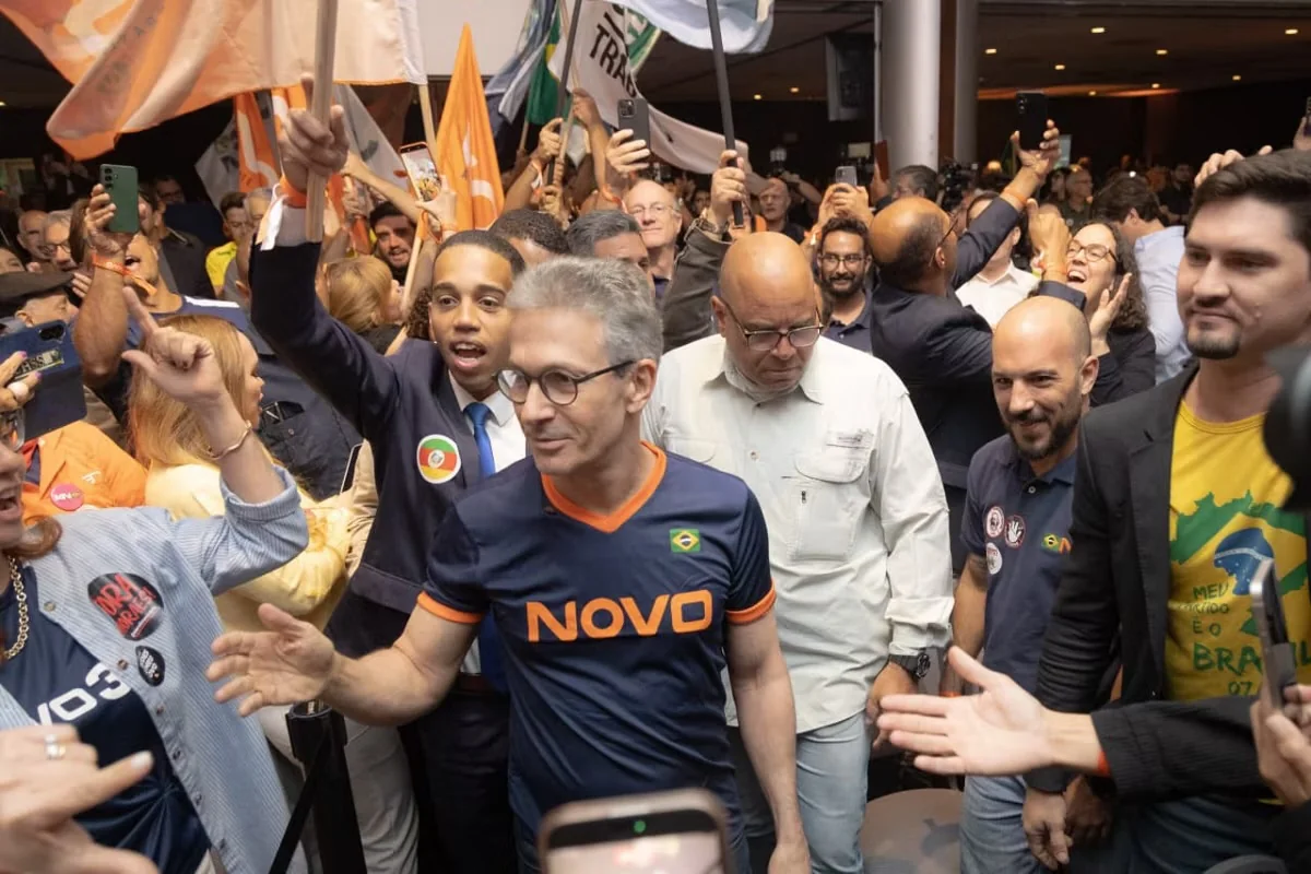 Zema defende jornada de trabalho acima de 44 horas semanais