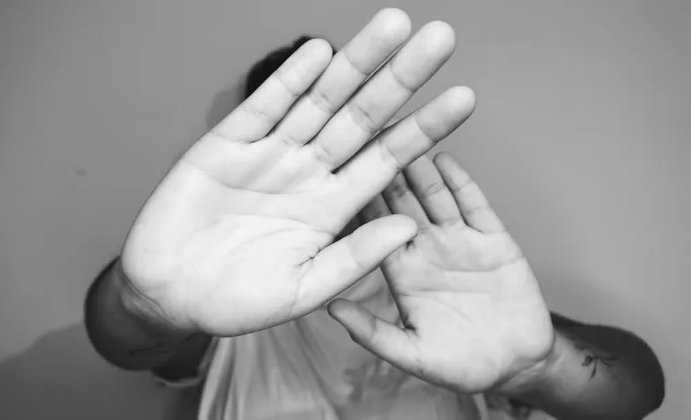 Candidatos ao governo de MG apresentam propostas contra feminicídios e facções