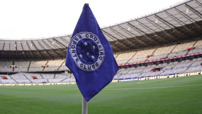 Mateus Simões garante jogos do Cruzeiro no Mineirão após decreto sobre bets