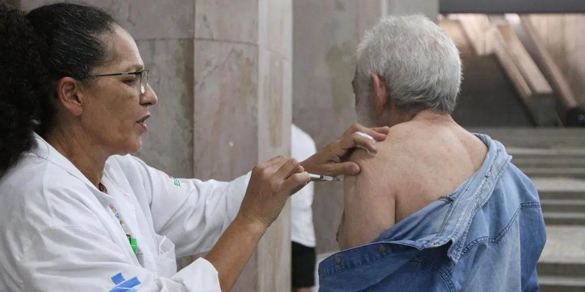 Covid ainda mata em Minas: Estado registra 70 mortes em 2026