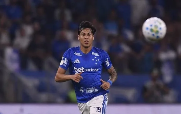 STJD decide hoje se Kaio Jorge poderá ser suspenso no clássico