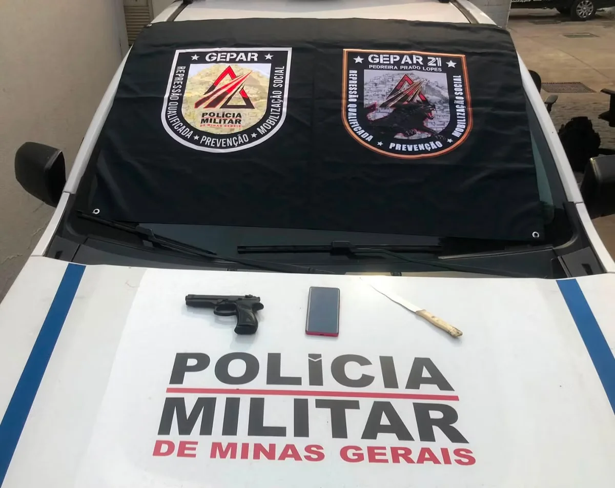 Homem com 17 passagens policiais é preso após roubo em estação do Move em BH