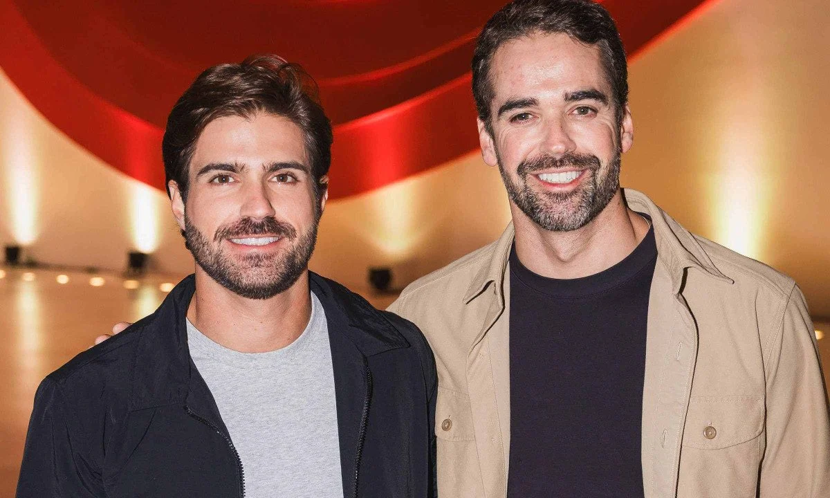 Eduardo Leite anuncia fim da união estável com médico Thalis Bolzan