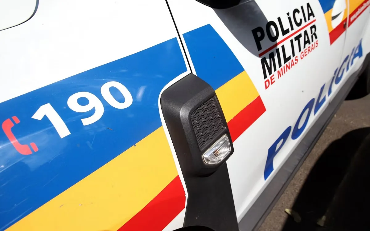 Homem é morto a tiros após suspeito alegar vingança por agressão contra companheira em MG
