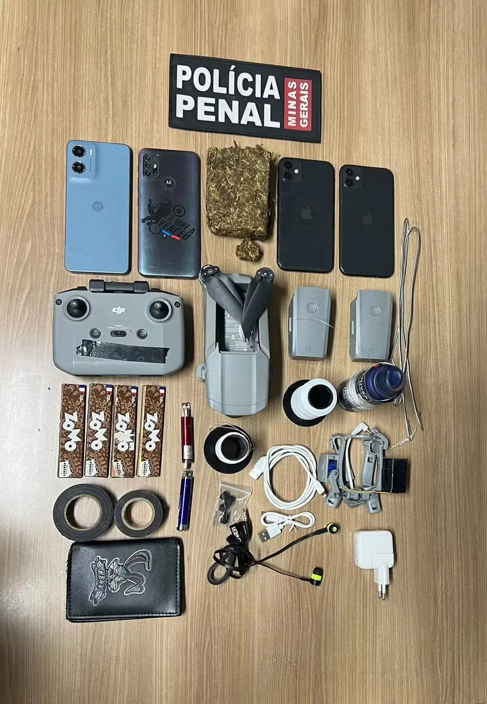 Dupla é presa suspeita de usar drone para levar celulares a presídio na RMBH