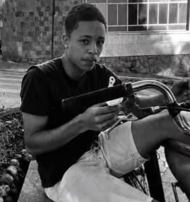 Matozinhos se despede de Pedro Henrique, de 14 anos