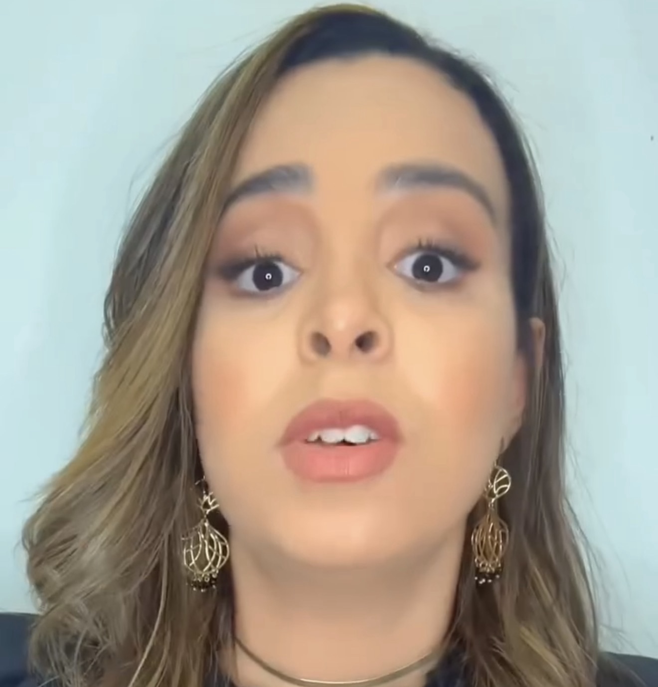 VÍDEO: Advogada de Matozinhos esclarece quando gestante desempregada pode receber salário-maternidade