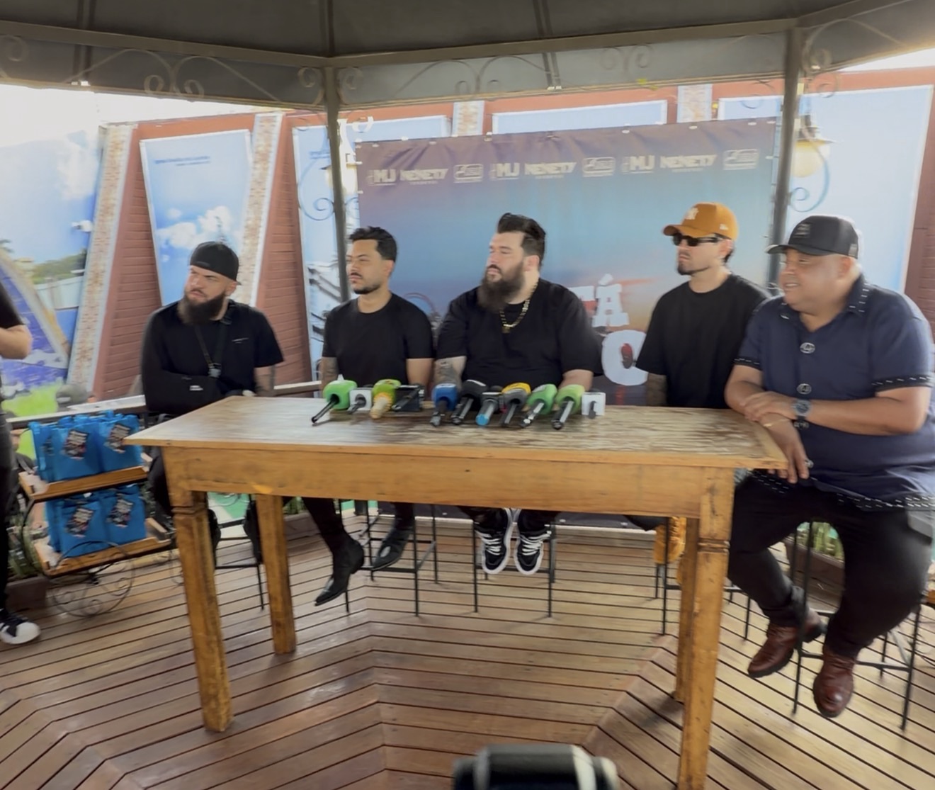 VÍDEO: Cé Tá Doido Festival é transferido para dentro do Mineirão e Por Dentro de Tudo participa de coletiva em BH
