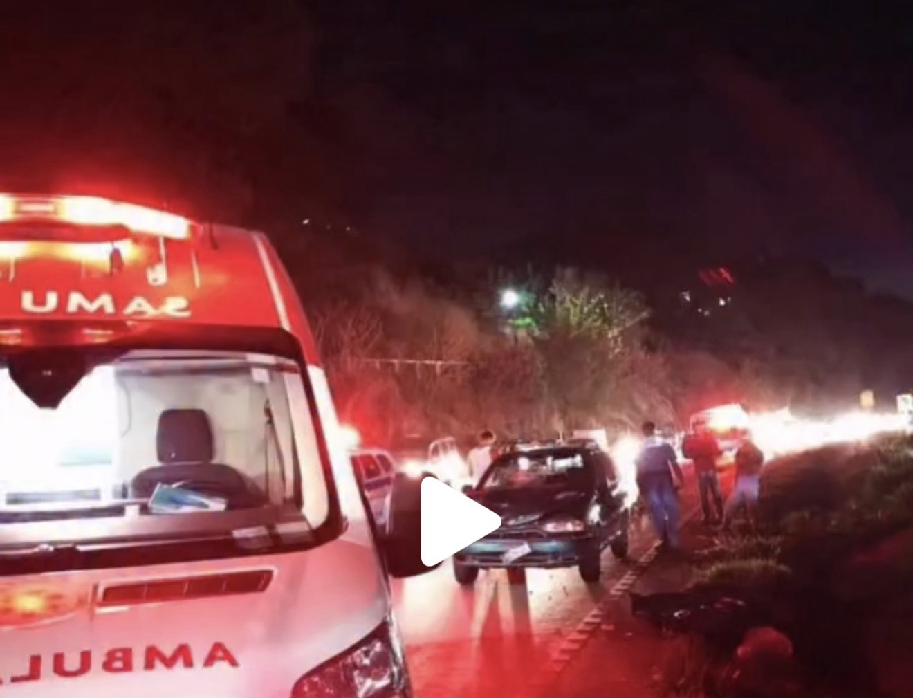 Mulher morre após ser atropelada na MG-424, em Vespasiano