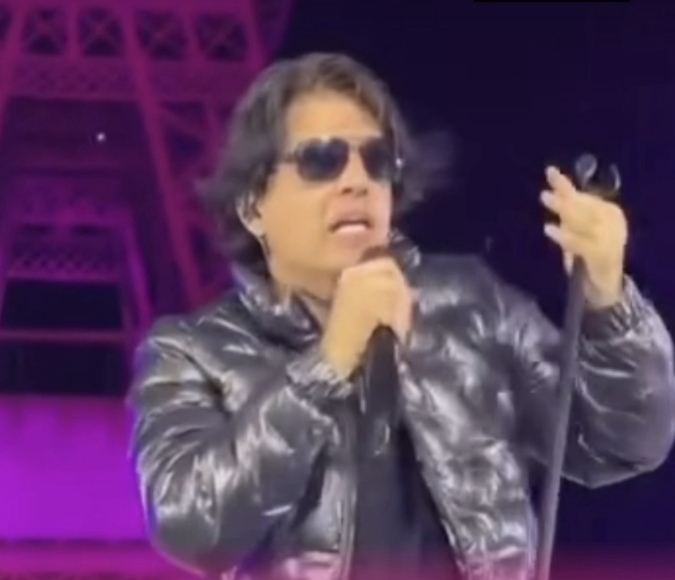 VÍDEO: Marcus Menna retorna aos palcos em gravação de audiovisual em Lagoa Santa
