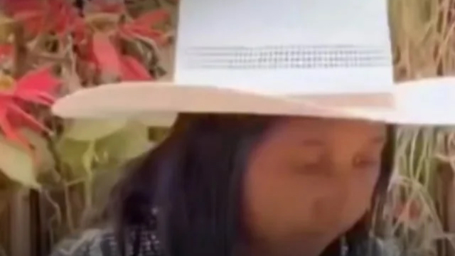 “Menina da Bota” fala sobre possível entrada na política