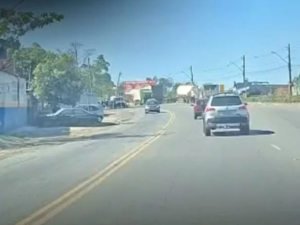 VÍDEO: Grave acidente é registrado na MG-424 neste sábado