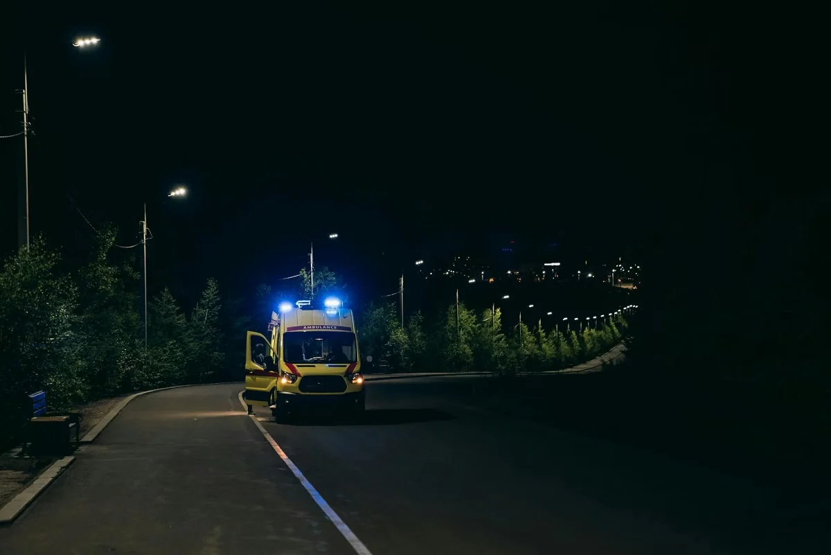 Menino de 12 anos morre atropelado por ônibus escolar