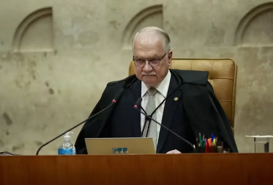Fachin retira pedido contra Mendonça do inquérito das fake news