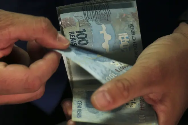 Bancário sofre humilhações por doença e receberá indenização maior
