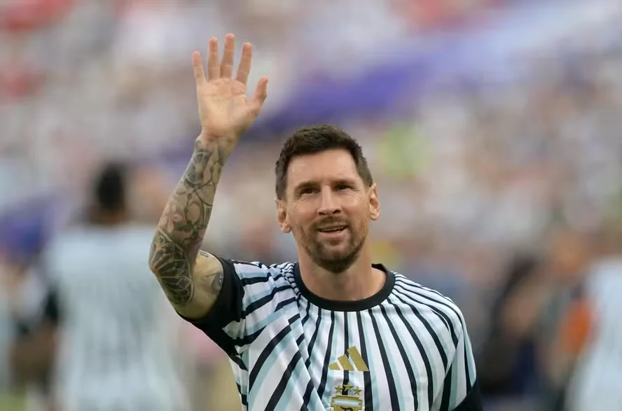 Messi volta à seleção argentina para último jogo com a camisa do país