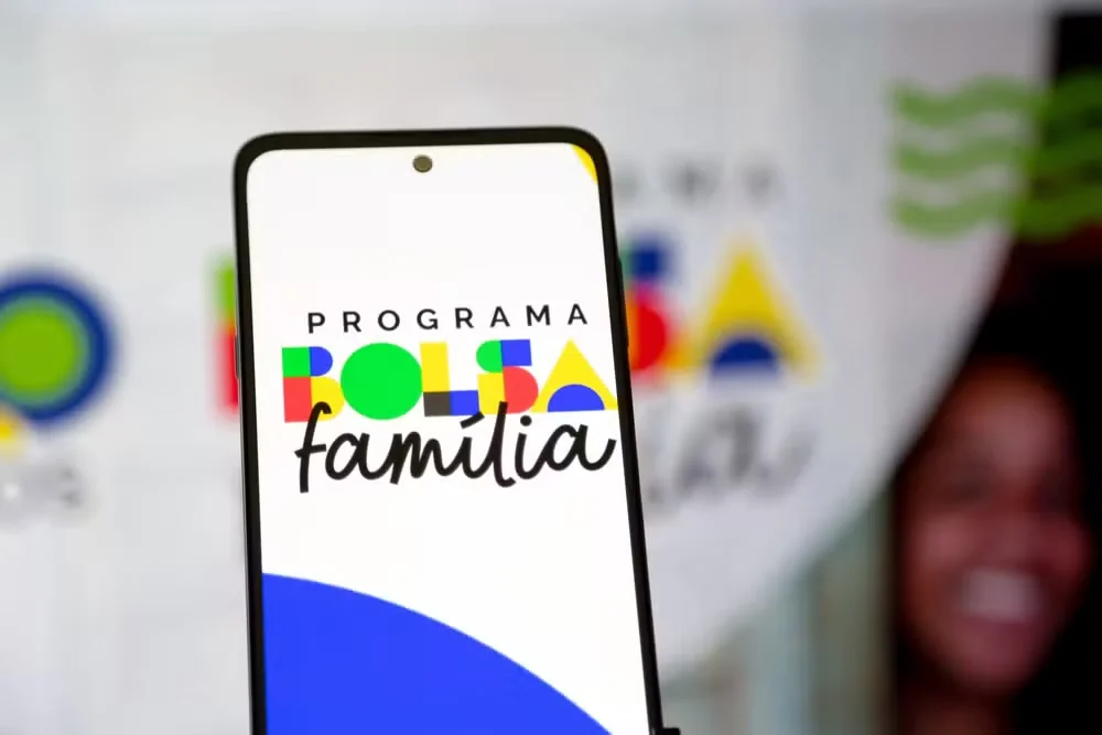Bolsa Família terá reajuste de 15% e valor mínimo sobe para R$ 691; medida já chegou ao TSE