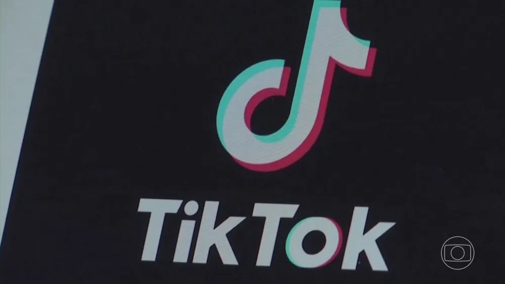 Falha no TikTok permitiu acesso remoto à câmera e fotos de celular em teste com IA