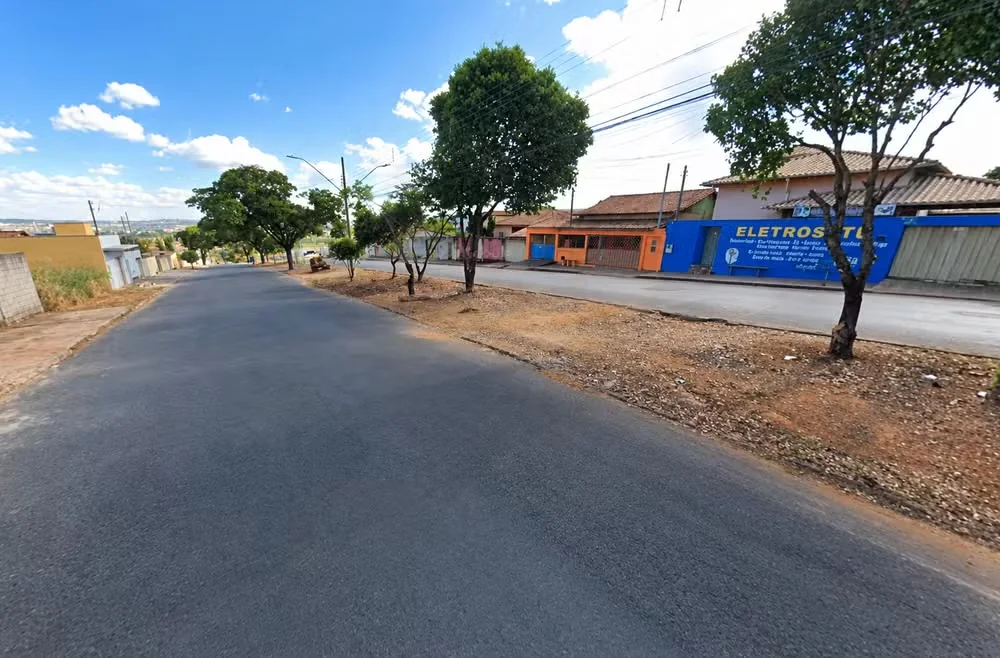 Mulher morre após ser atropelada por caminhão em Sete Lagoas; motorista é levado à delegacia