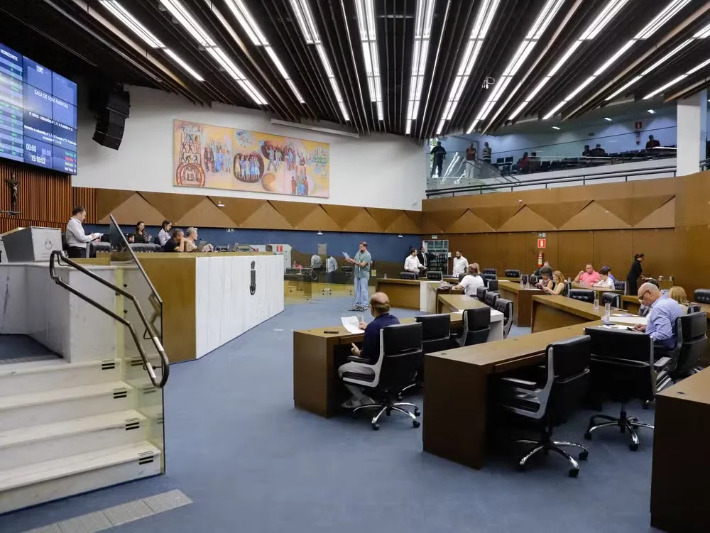 Câmara de BH aprova reajuste de 4,11% para servidores da Prefeitura