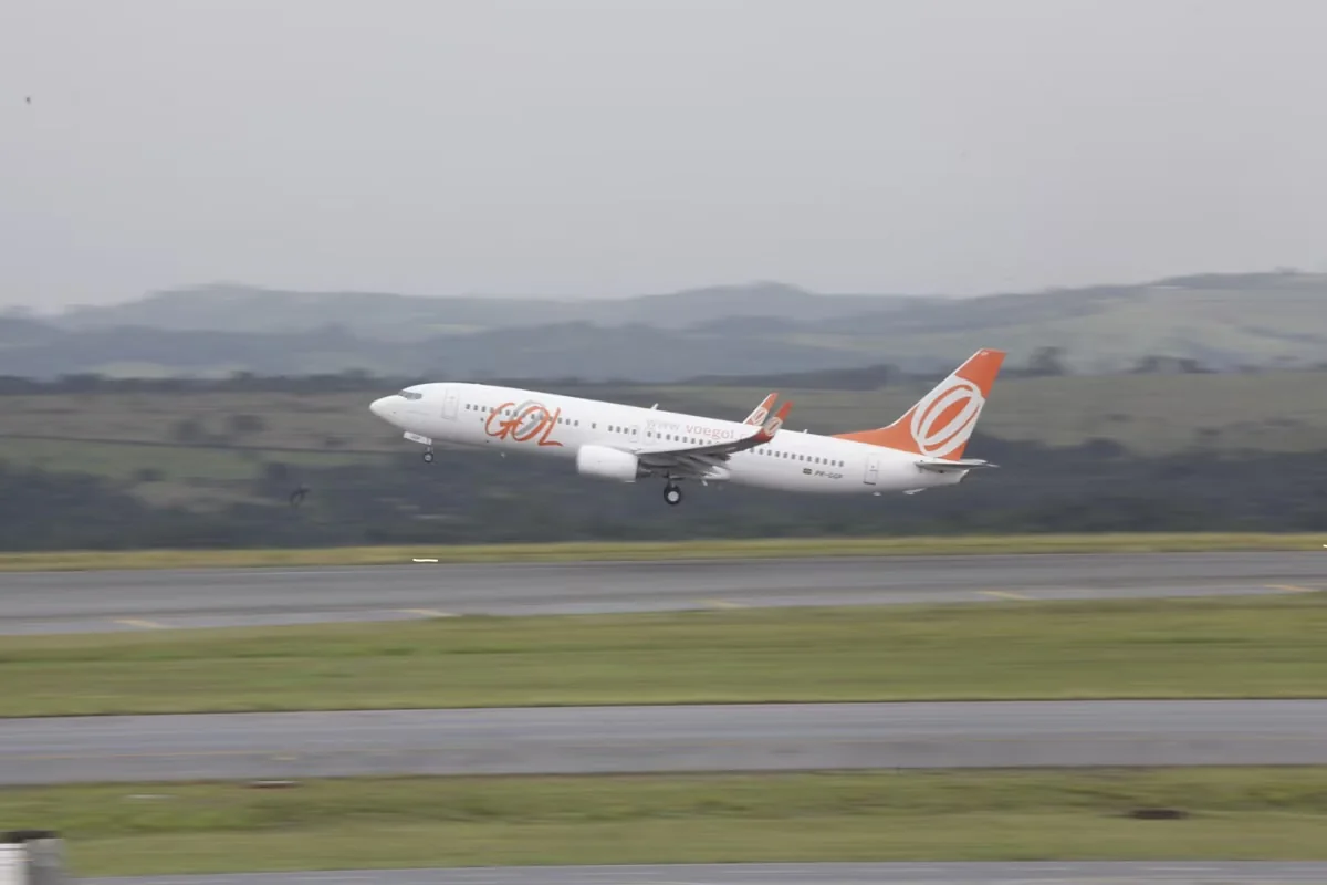 Avião da Gol retorna para Confins após apresentar problema técnico durante voo