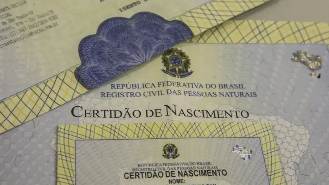 Justiça nega pedido de homem para retirar sobrenome “Flor” após anos de piadas