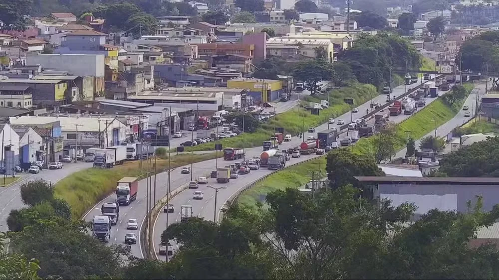 Infraestrutura de Minas expõe desafios no transporte, estradas e áreas de risco