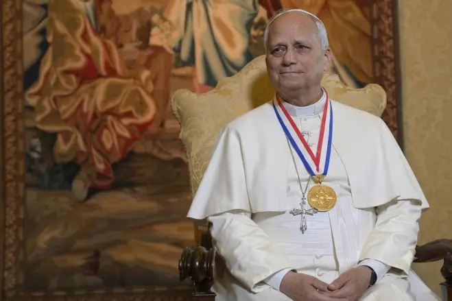 Papa Leão XIV critica eutanásia e cobra combate a abusos sexuais na Igreja