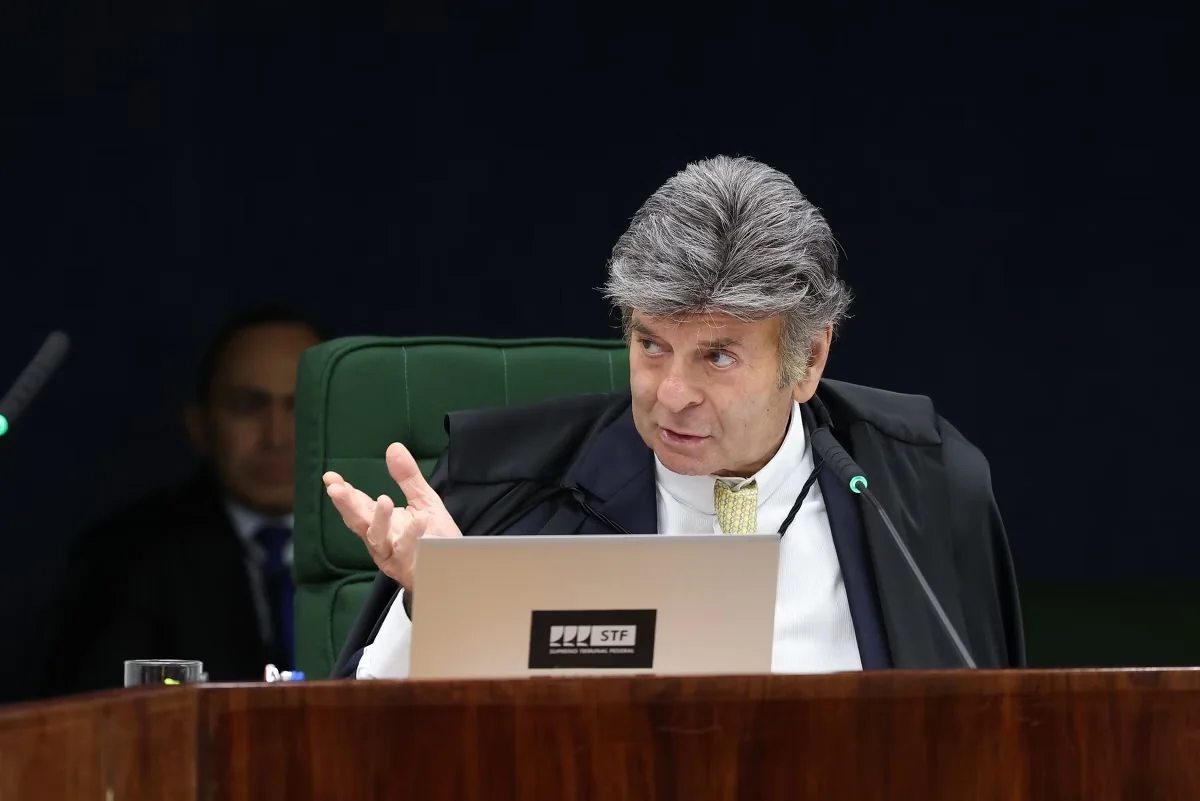 Fux suspende decisão de Dino e volta a determinar remoção de posts sobre Nossa Senhora Aparecida