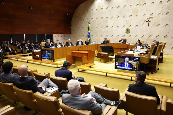 Especialista aponta tensão no STF e questiona atuação do TSE às vésperas da eleição