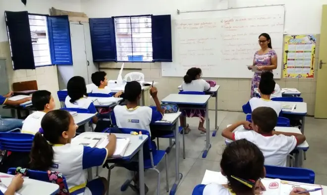 Escolas têm até dezembro para prestar contas de recursos do Tempo Integral