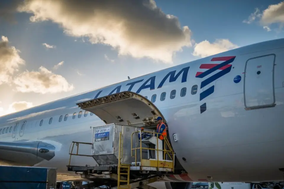 Rota Miami–Confins movimenta 829 toneladas de cargas em um ano