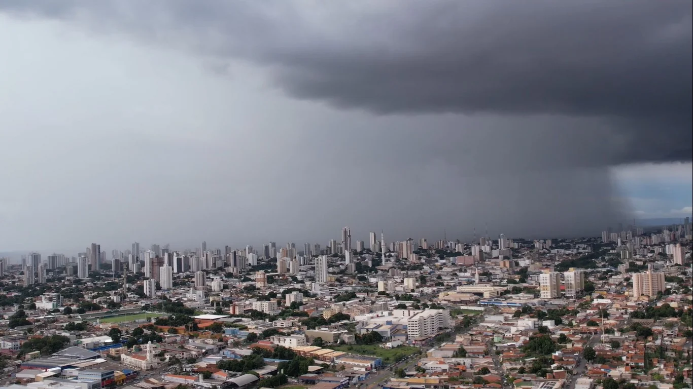 Minas Gerais terá semana de temporais, granizo e ventos fortes; Grande BH está entre as áreas de atenção