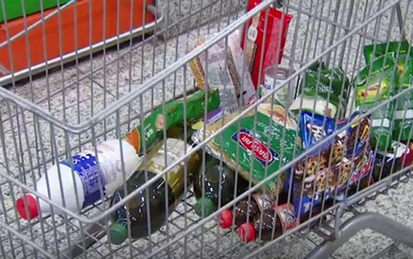 Supermercado é multado em R$ 400 mil por diferença de preços em MG