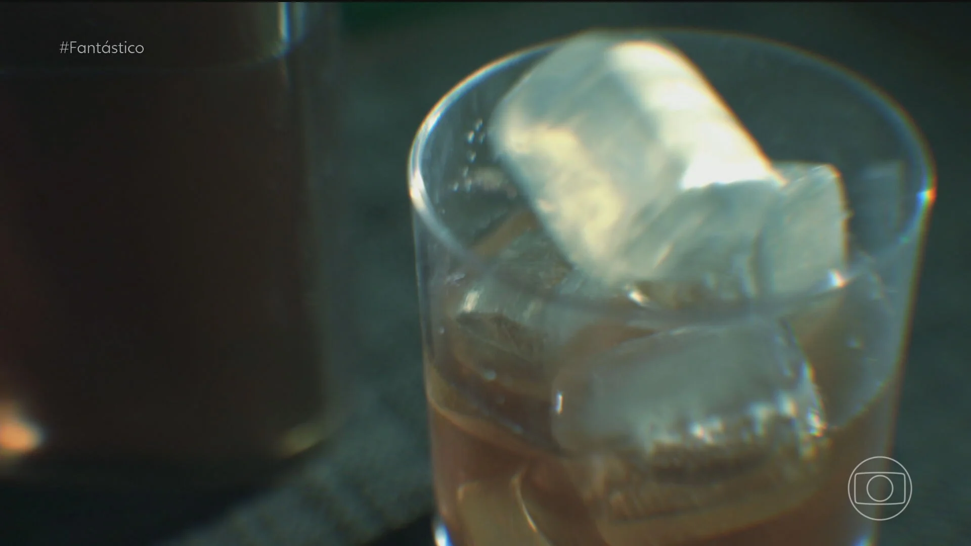 Vítimas de bebidas com metanol convivem com sequelas permanentes um ano após crise