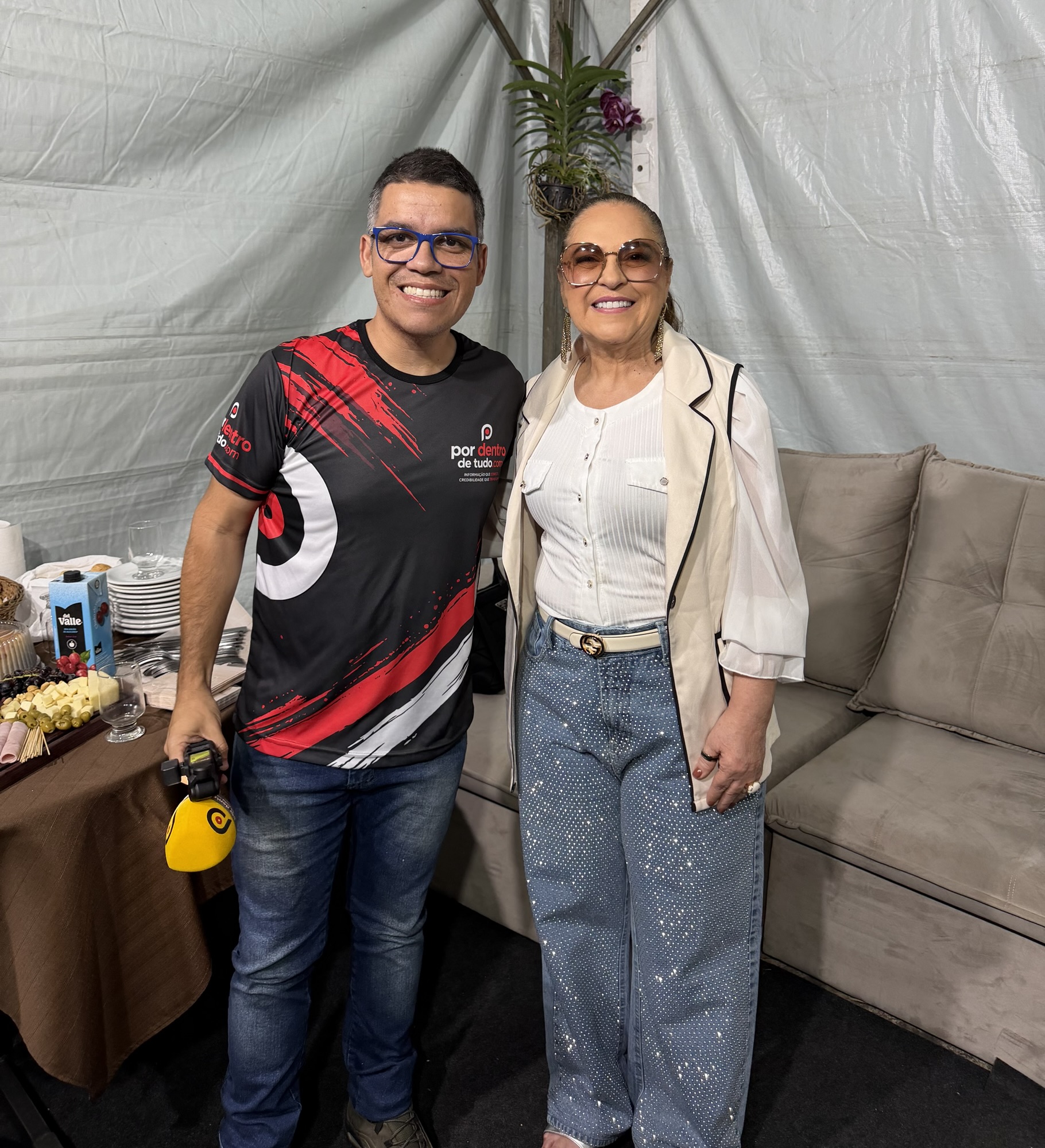 VÍDEO: Celina Borges destaca fé e emoção antes do Jubileu Show