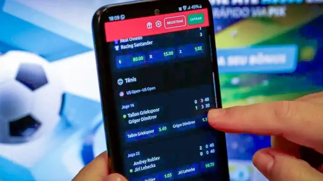 Clubes da Série A podem perder quase R$ 1 bilhão em patrocínios após restrições às bets