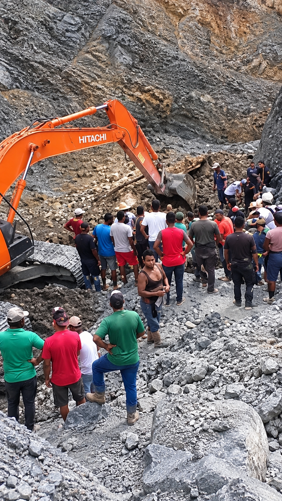 Desabamento em mina de ouro ilegal deixa 14 mortos e sete feridos na Colômbia