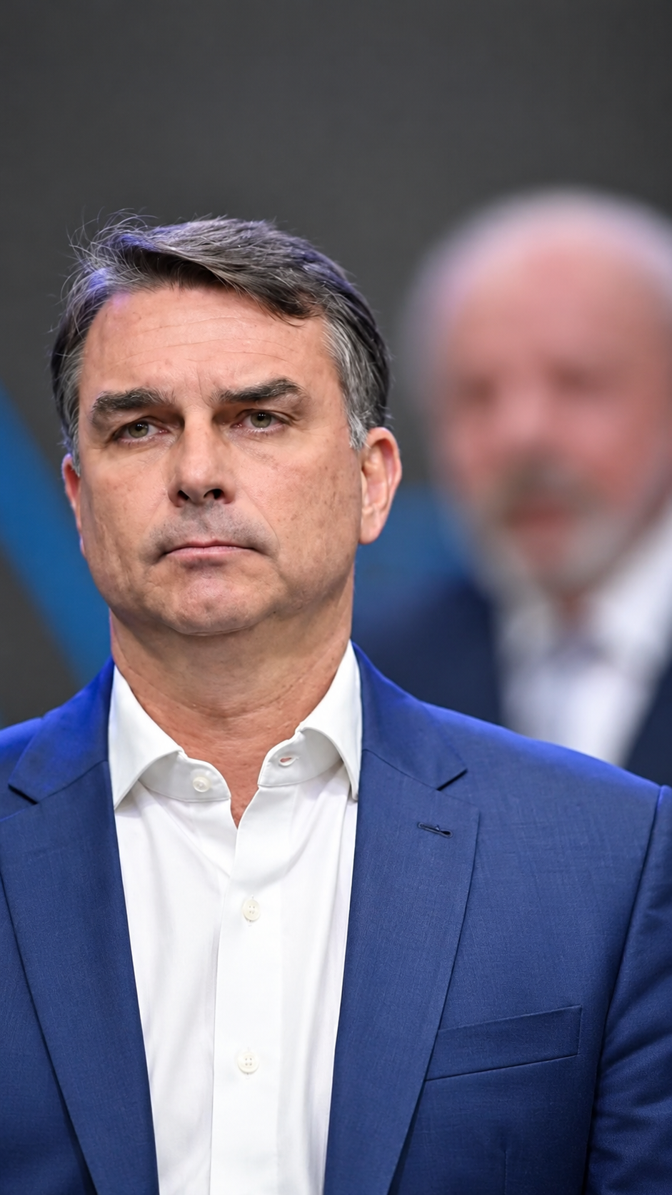 Flávio Bolsonaro aceita abrir sigilos, mas exige dados de Lula e pessoas próximas